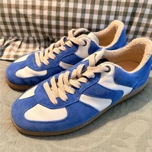 Verbena, made in Spain, Blue and White Athletic Shoes